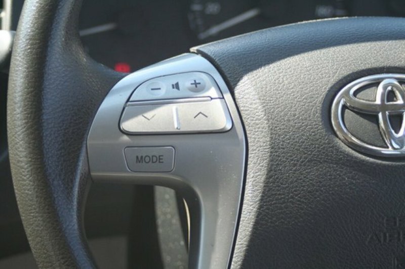 2012 TOYOTA HILUX SR (4x4) KUN26R MY12
