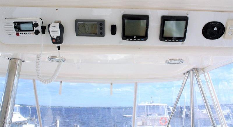 Riviera 42 Flybridge *** OUTSTANDING CONDITION ***$459,000***