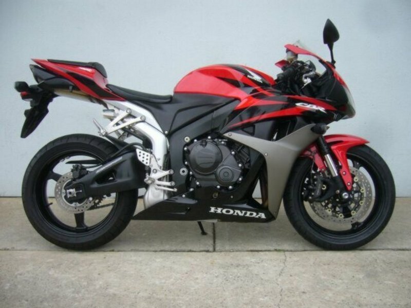 2007 HONDA CBR 600RR 7 C05871