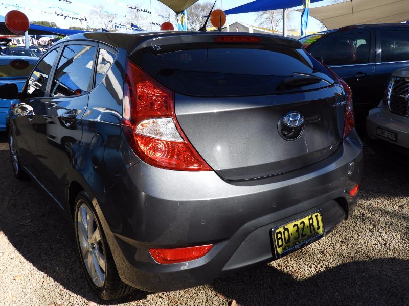 2012 HYUNDAI ACCENT PREMIUM RB