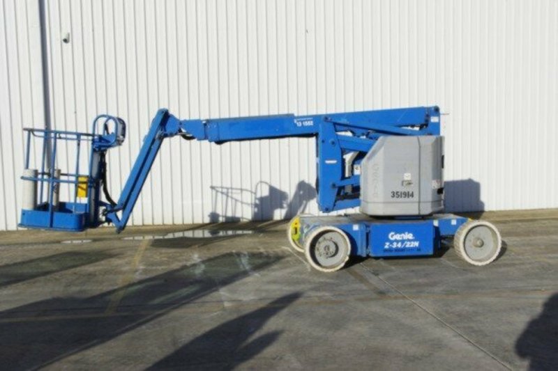 2002 GENIE 14492 Z3422N Crane Lifting