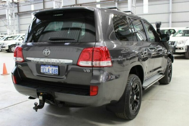 2010 TOYOTA LANDCRUISER GXL (4x4) VDJ200R 09 UPGRADE