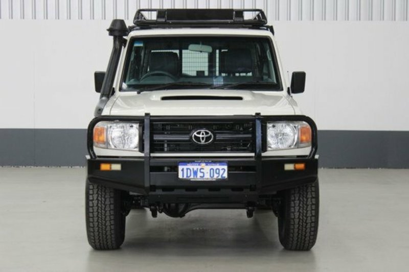 2012 TOYOTA LANDCRUISER WORKMATE (4x4) VDJ76R MY12 UPDATE