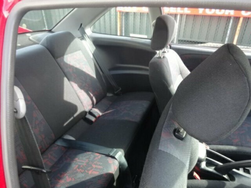 2000 MITSUBISHI LANCER MR CE