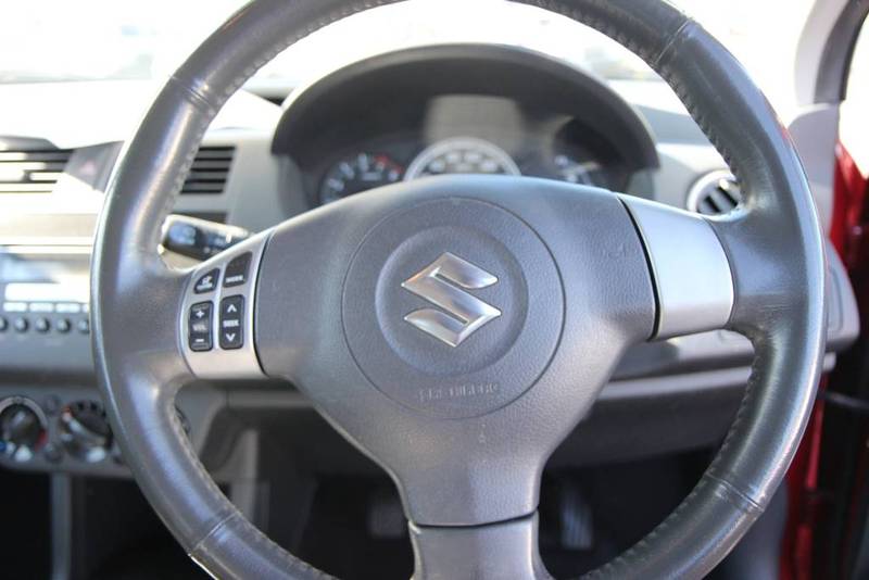 2005 SUZUKI SWIFT EZ