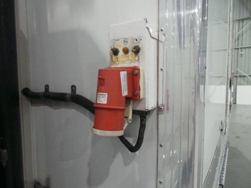 2004 MITSUBISHI FIGHTER FRIDGE TRUCK