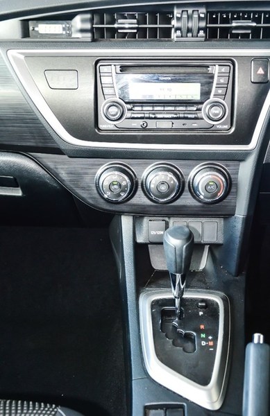 2013 TOYOTA COROLLA ASCENT S-CVT ZRE182R