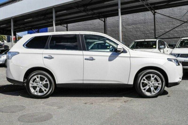 2013 MITSUBISHI OUTLANDER ASPIRE (4x4) ZJ