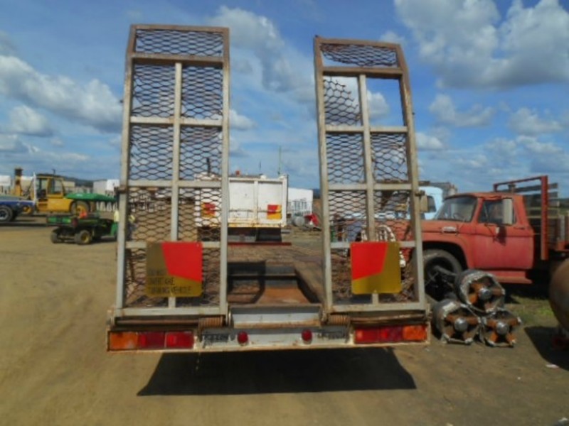 1993 Tag A Long TagPlant(with ramps) Pig Trailer