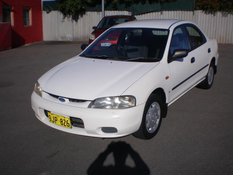 1996 FORD LASER LXi