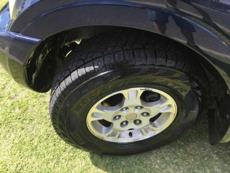 2003 MITSUBISHI PAJERO GLX NP
