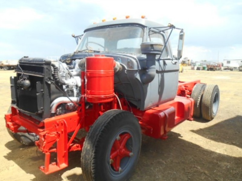 FORD F800 CREW F800 CREW Truck