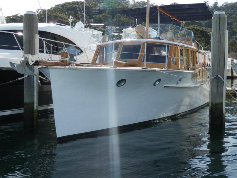 Halvorsen 42 Bridgedeck