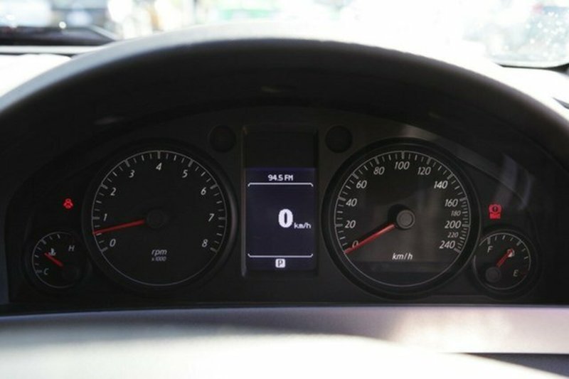 2013 HOLDEN COMMODORE OMEGA (LPG) VE II MY12.5