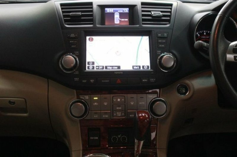 2011 TOYOTA KLUGER GRANDE (4x4) GSU45R MY11 UPGRADE