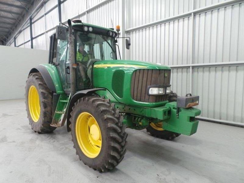 2004 JOHN DEERE 6520 TRACTOR