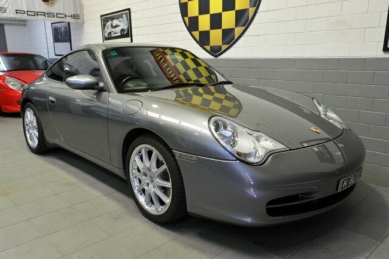 2002 PORSCHE 911 Carrera