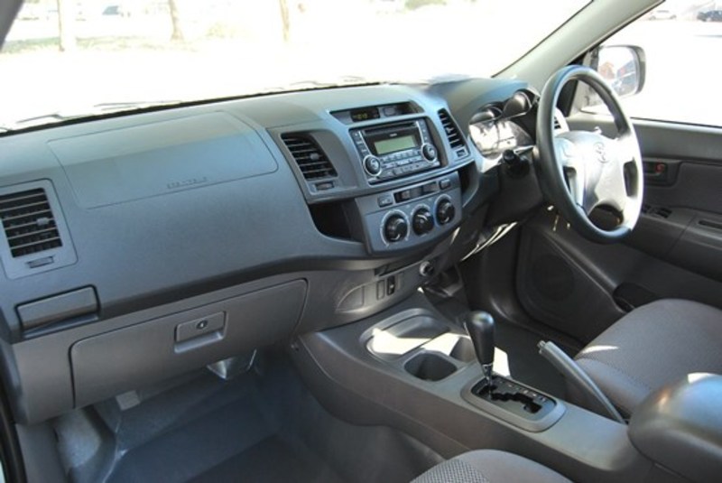 2012 TOYOTA HILUX SR DOUBLE CAB GGN15R MY12