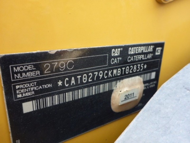 2011 CATERPILLAR 279C Loader