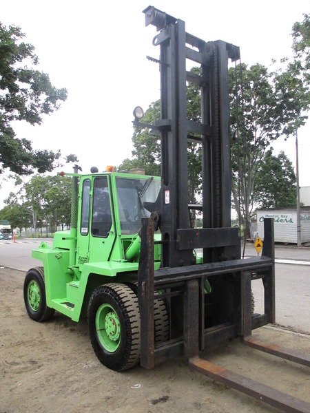 1988 12 TON CLARK 893