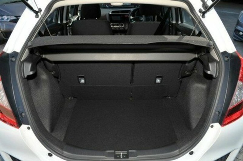 2017 HONDA JAZZ VTi GK MY17