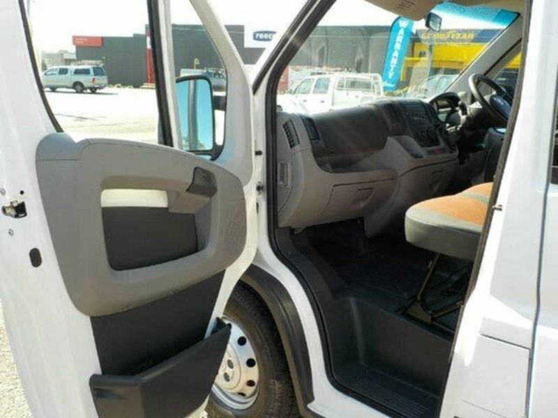 2011 FIAT DUCATO JTD Mid Roof MWB Series II MY10