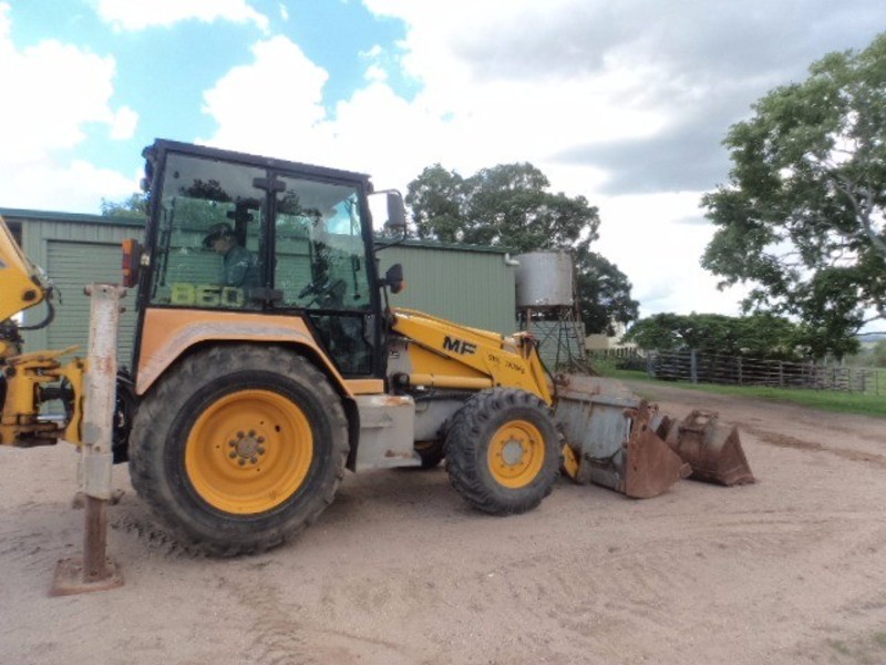 1985 MASSEY FERGUSON MF860 MF860 Loader