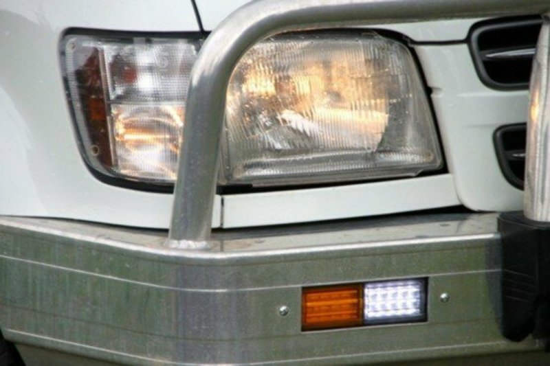 2001 HOLDEN JACKAROO U8 MY01