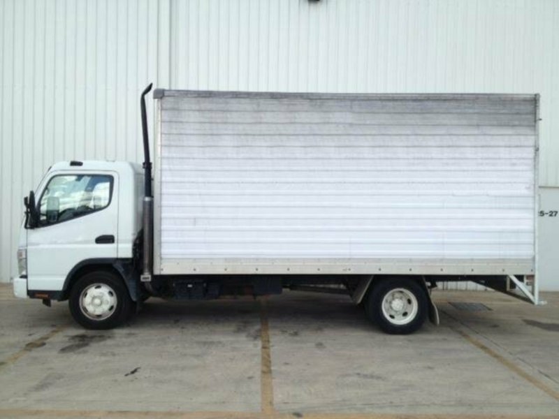 2006 MITSUBISHI FUSO CANTER