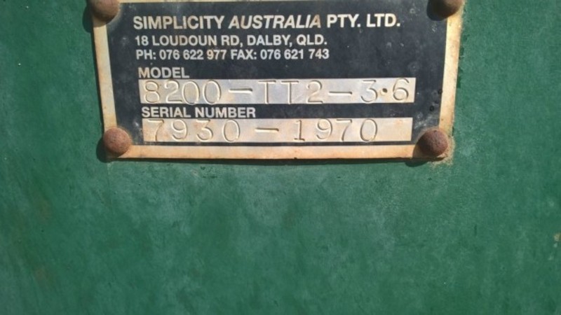 1997 Simplicity 8200 TT2 Air Cart 8200 SeedingPlanting Equip