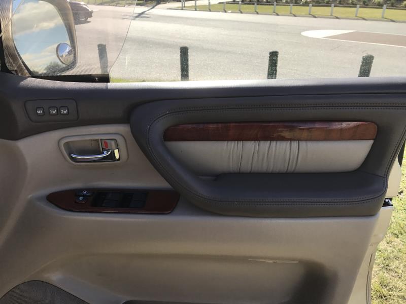 2002 LEXUS LX470 LX470 UZJ100R