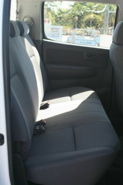 2012 TOYOTA HILUX SR (4x4) KUN26R MY12