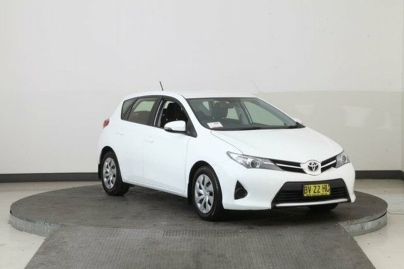 2013 TOYOTA COROLLA ASCENT ZRE182R
