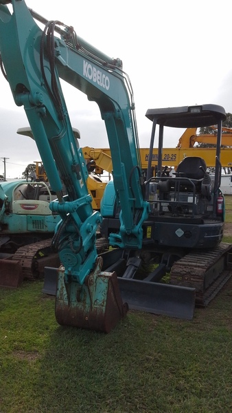 KOBELCO SK55 EXCAVATOR #C1638