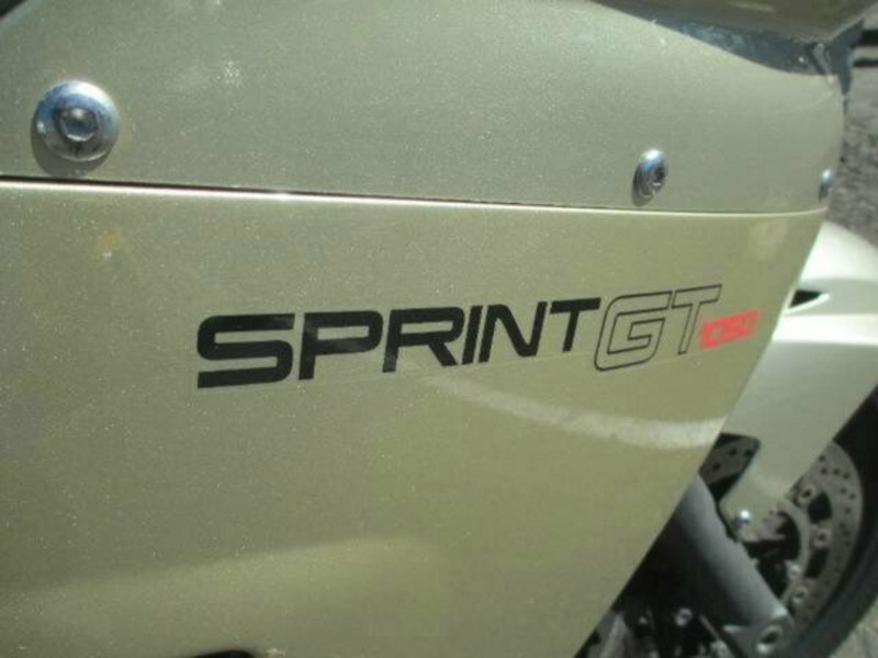 2013 TRIUMPH SPRINT GT Road