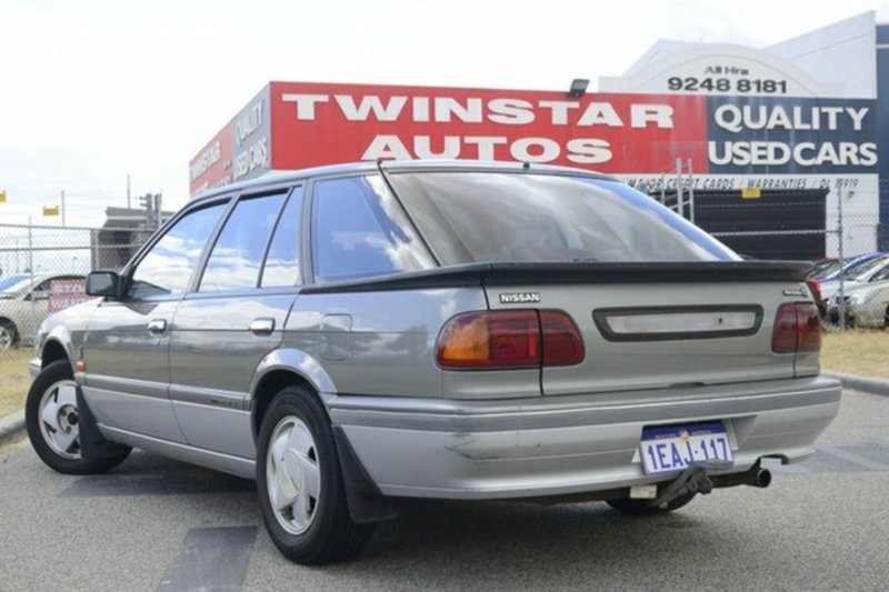 1992 NISSAN PINTARA Ti