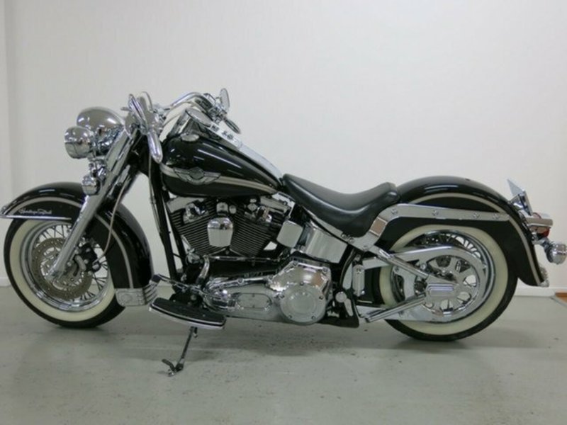 2003 HARLEY-DAVIDSON FLSTC Heritage Softail Classic