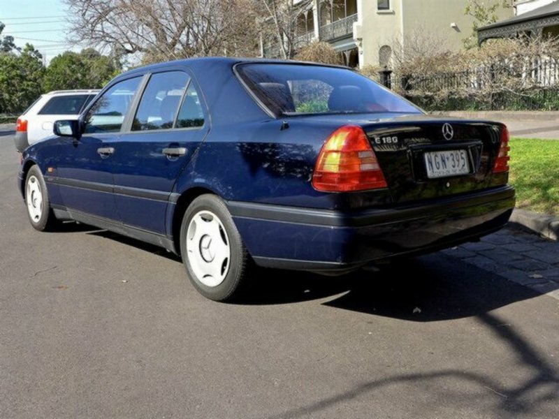 1995 MERCEDES-BENZ C180 ESPRIT