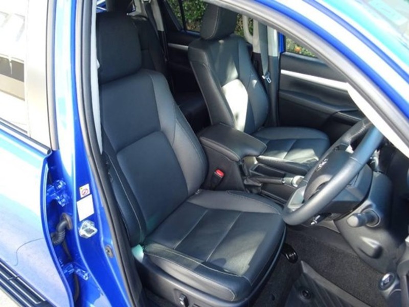 2015 TOYOTA HILUX SR5 GUN126R