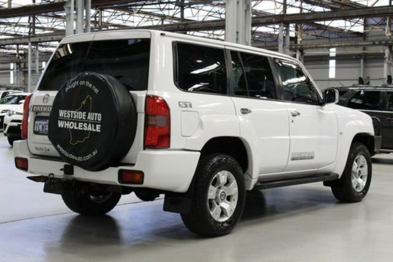 2008 NISSAN PATROL ST (4x4) GU VI
