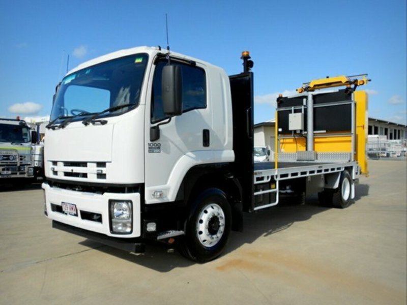 2015 ISUZU FVR1000 F