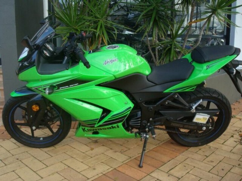 2012 KAWASAKI NINJA 250 250CC JCF