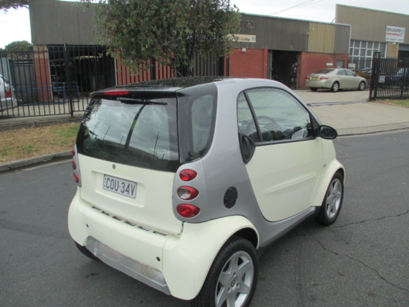 2003 SMART CITY-COUPE