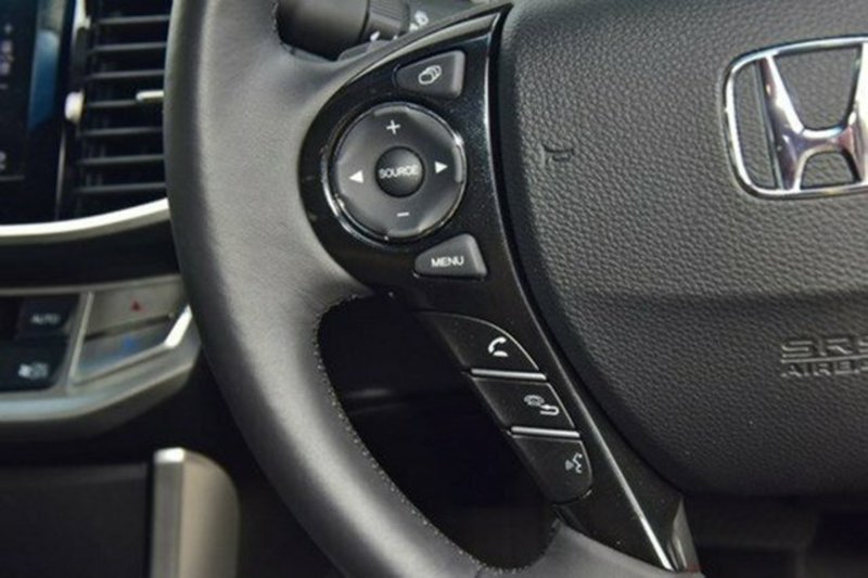 2014 HONDA ACCORD VTi-S 60