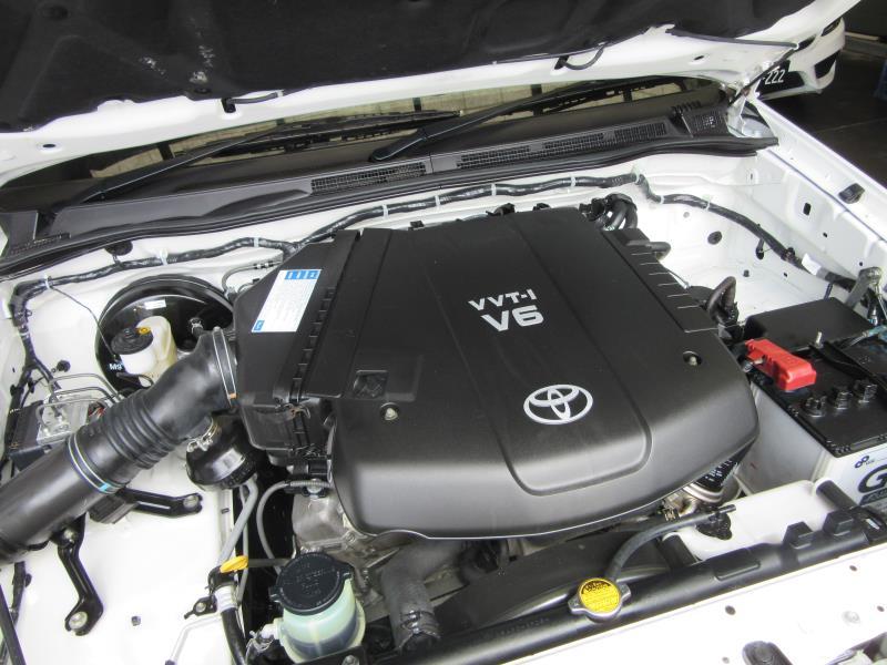 2011 TOYOTA HILUX SR GGN15R MY12