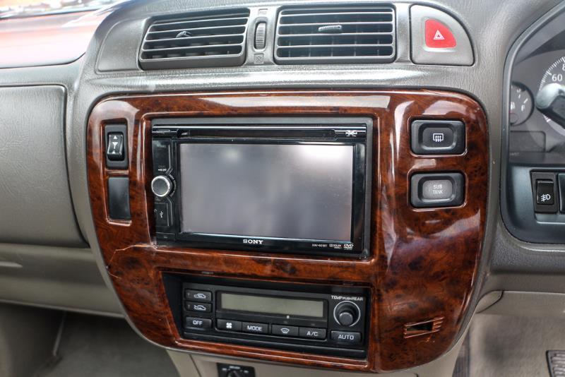1998 NISSAN PATROL GU Ti Wagon 7st 4dr Auto 4sp 4x4 4.5i