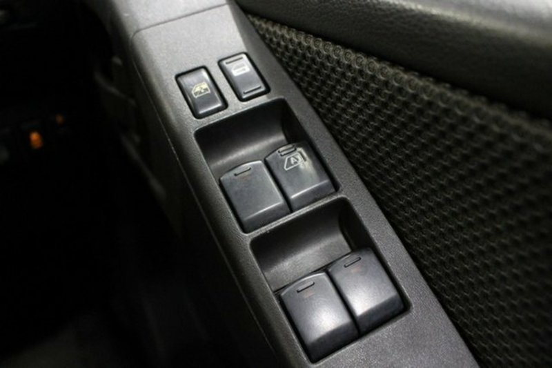 2012 NISSAN NAVARA RX (4x4) D40 MY11