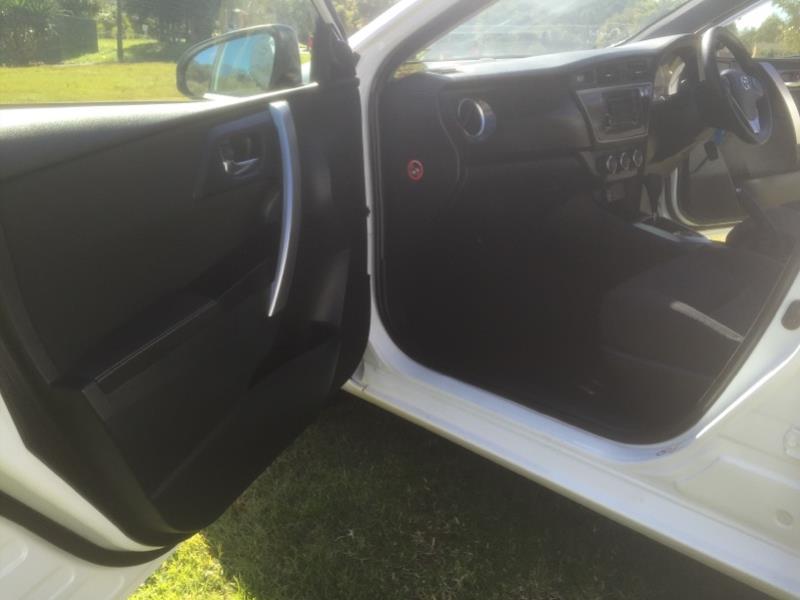 2013 TOYOTA COROLLA ASCENT ZRE182R