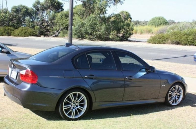 2007 BMW 3 25i E90 07 UPGRADE