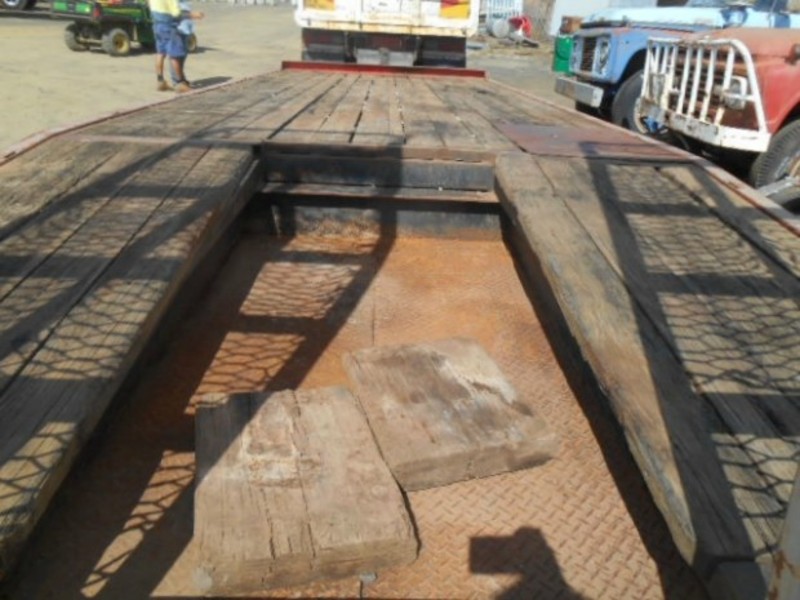 1993 Tag A Long TagPlant(with ramps) Pig Trailer